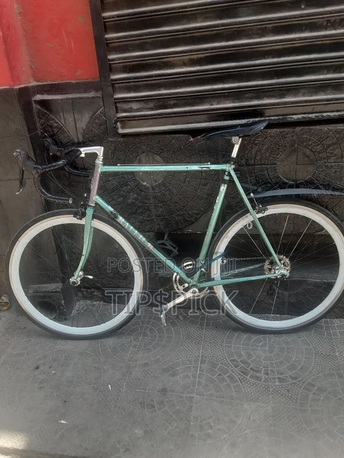 Raleigh Road Bike
