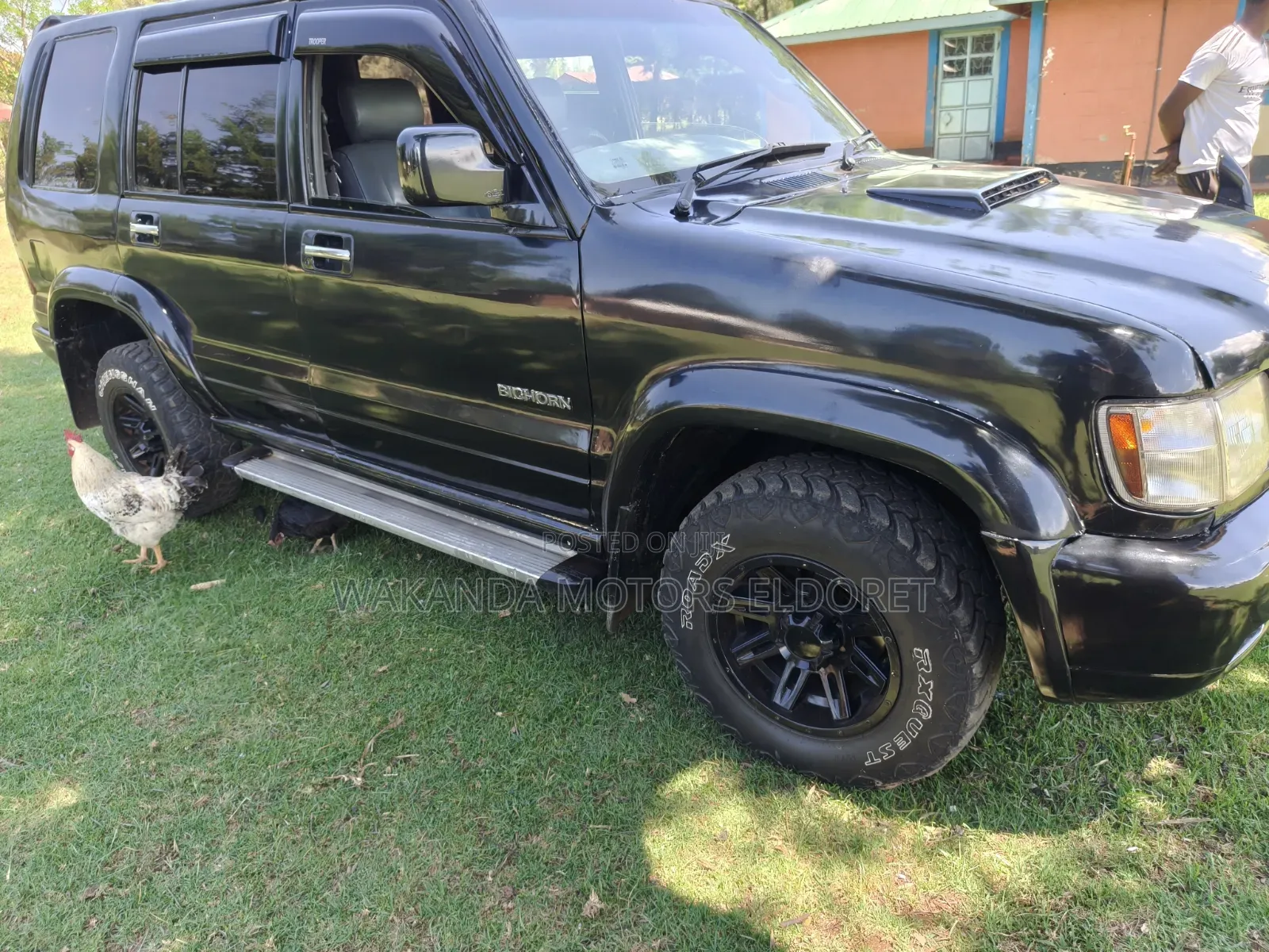 Isuzu Trooper 2000 Black