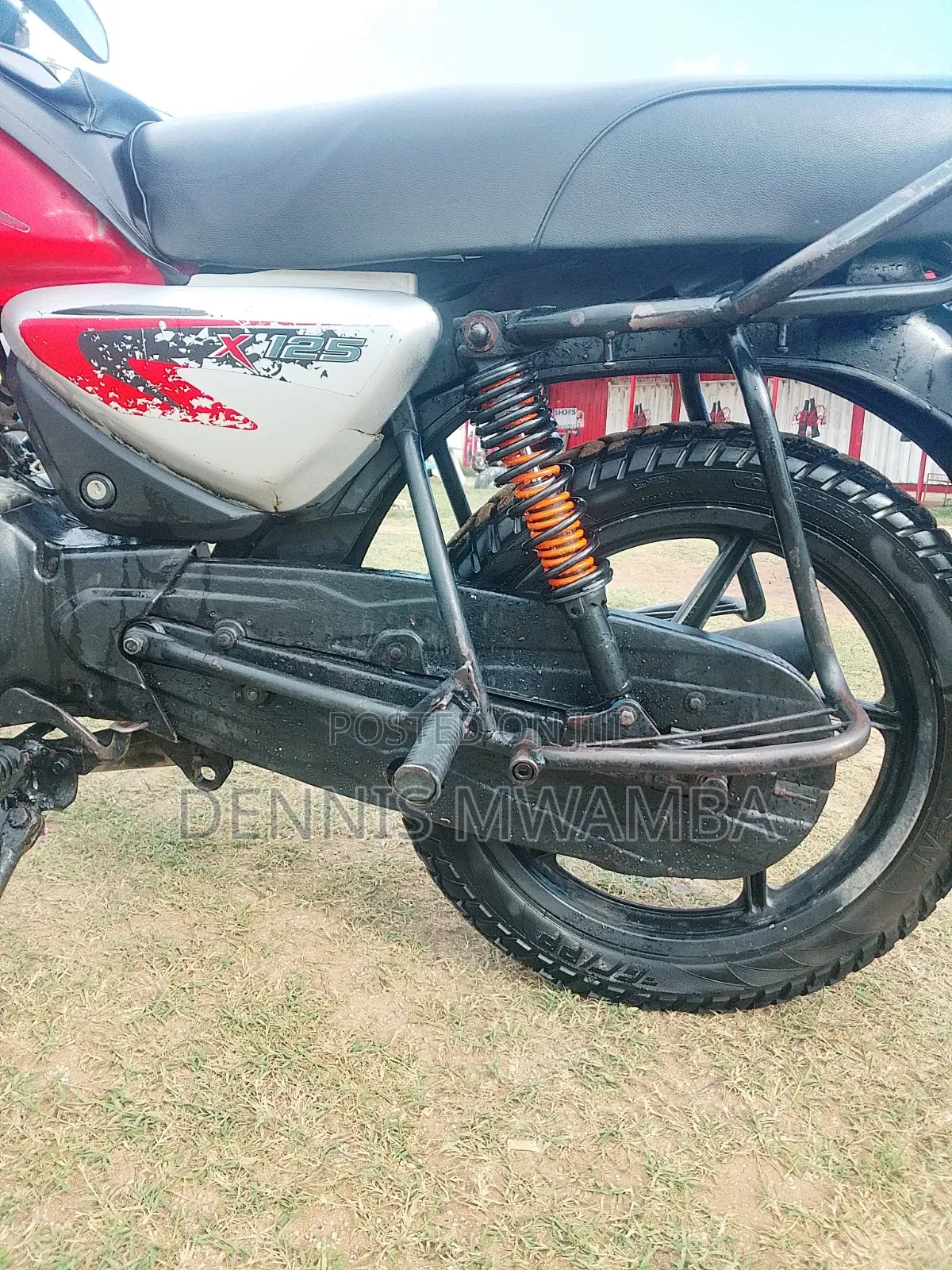 Bajaj Boxer 125 2025 Red