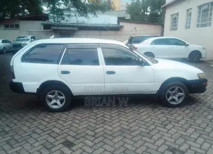 Toyota Corolla 2004 White