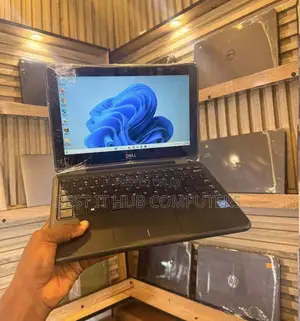 Laptop Dell Latitude 3190 2-in-1 4GB Intel Pentium SSD 128GB