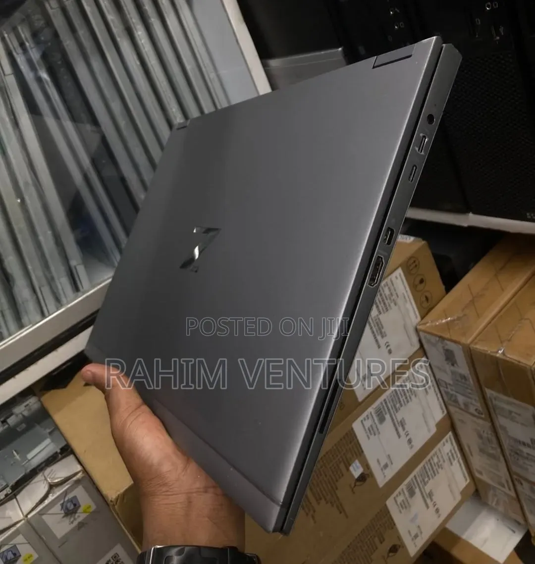 Laptop HP ZBook Firefly 15 G7 16GB Intel Core i7 SSD 512GB
