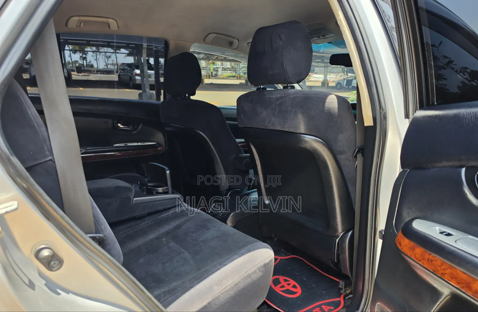 Toyota Harrier 2.4 2010 Silver
