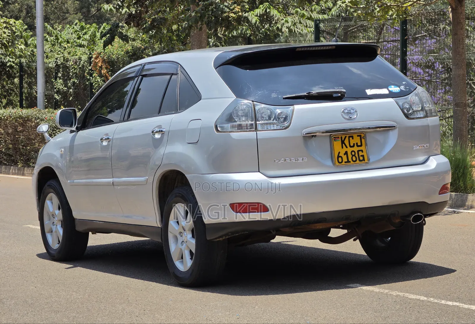 Toyota Harrier 2.4 2010 Silver