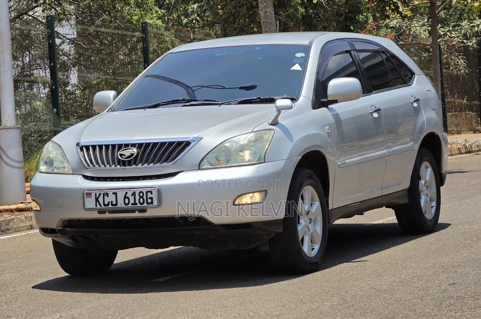 Toyota Harrier 2.4 2010 Silver