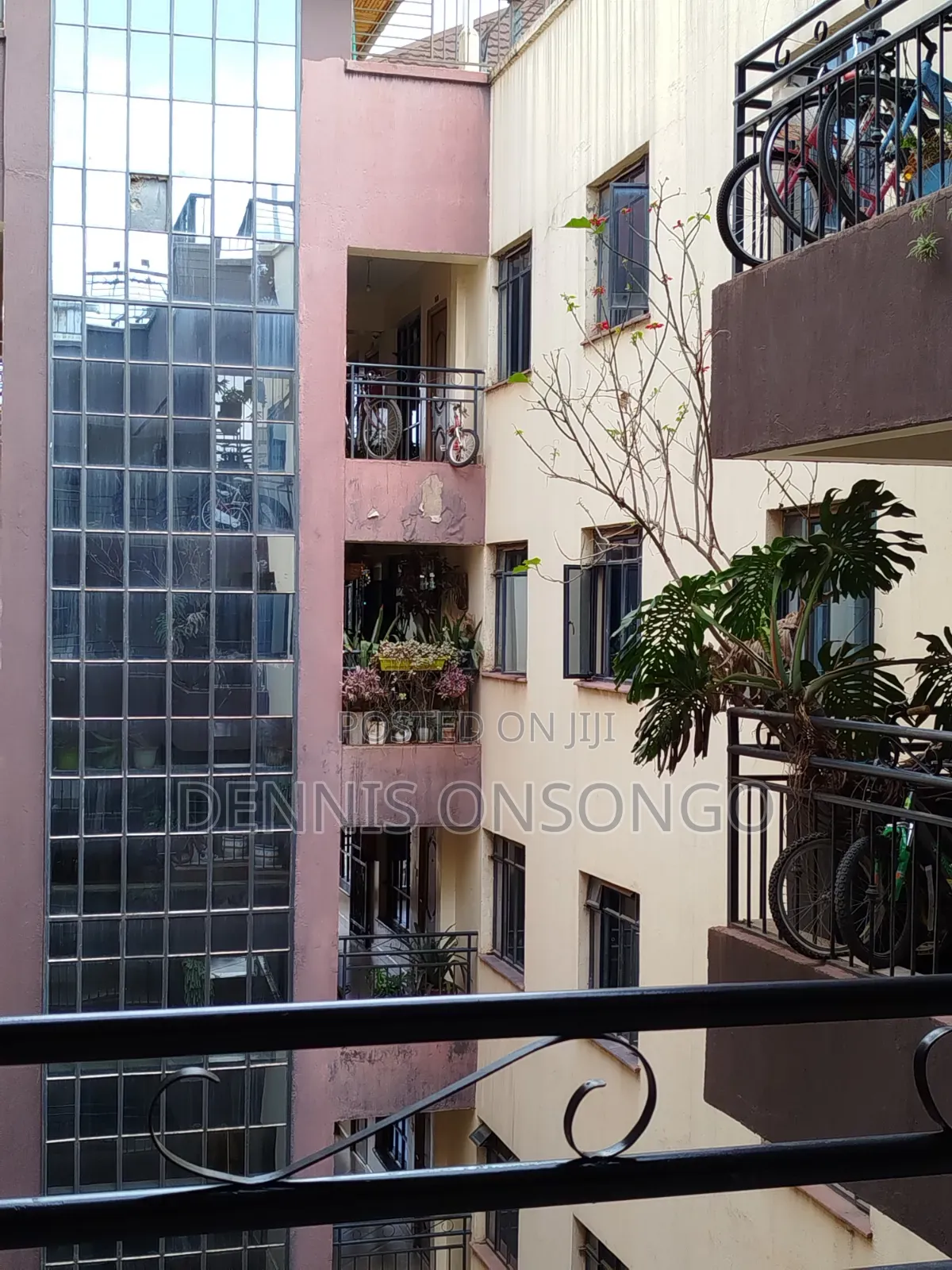 3bdrm Apartment in Uthiru for rent