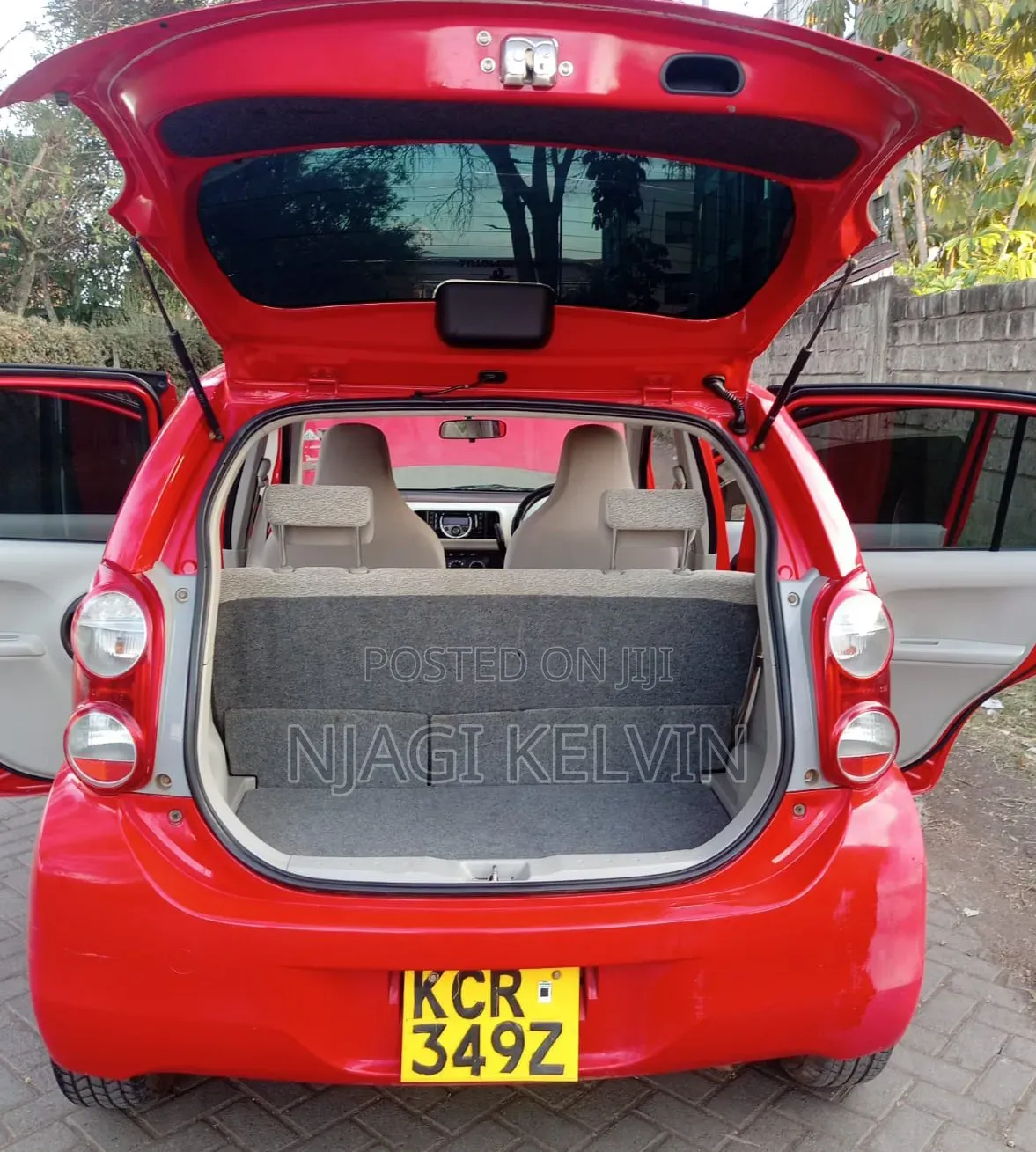 Toyota Passo 2011 Red