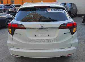 Honda Vezel 1.5 Hybrid 2WD 2019 White