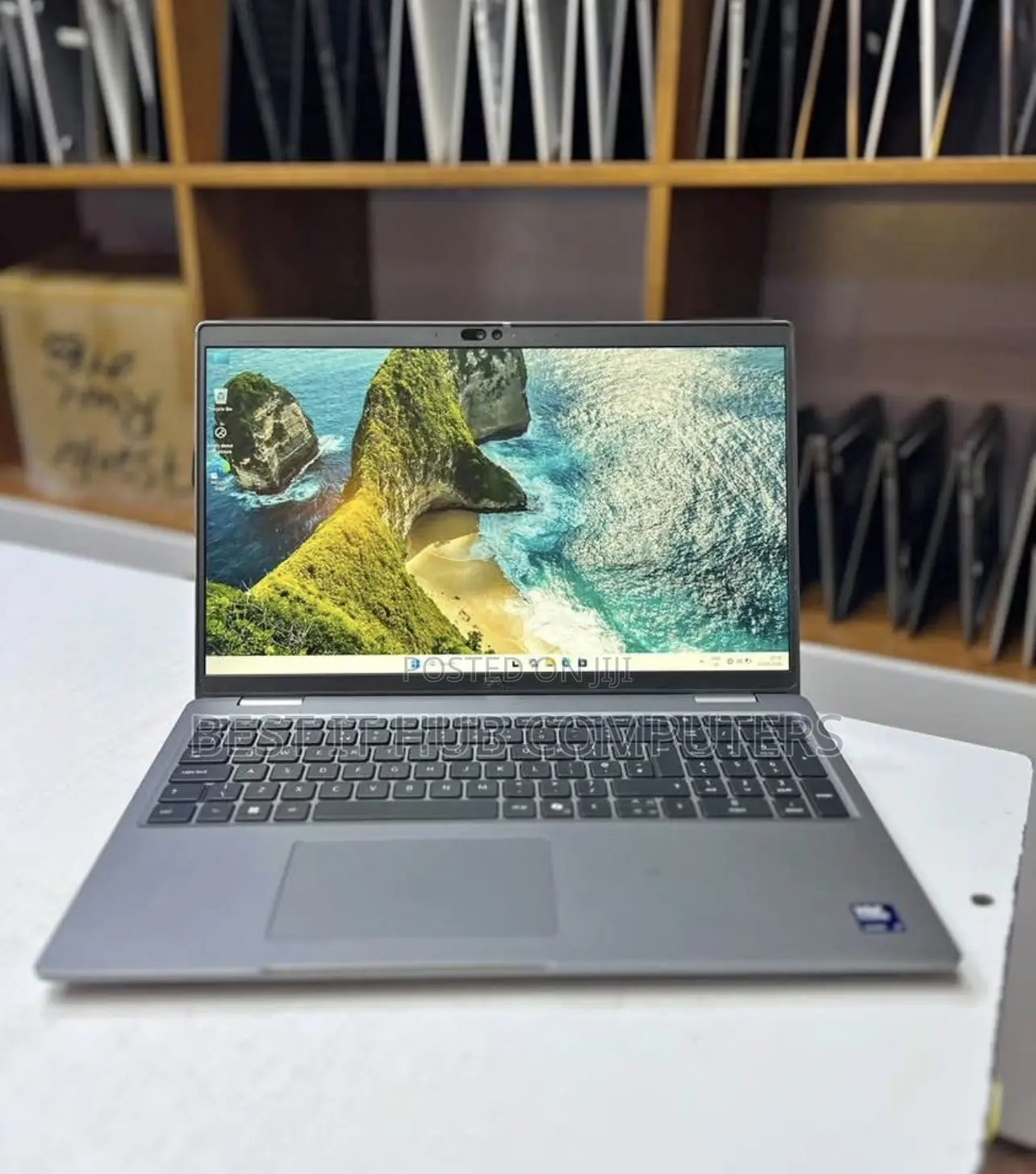 Laptop Dell Latitude 5550 8GB Intel Core i7 SSD 256GB