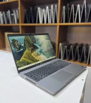 Laptop Dell Latitude 5550 8GB Intel Core i7 SSD 256GB