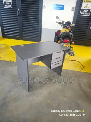 Office Desk -Computer Comfort