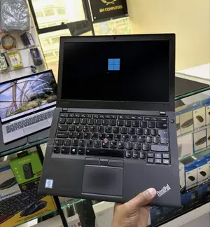 Laptop Lenovo ThinkPad X260 8GB Intel Core i5 SSD 256GB