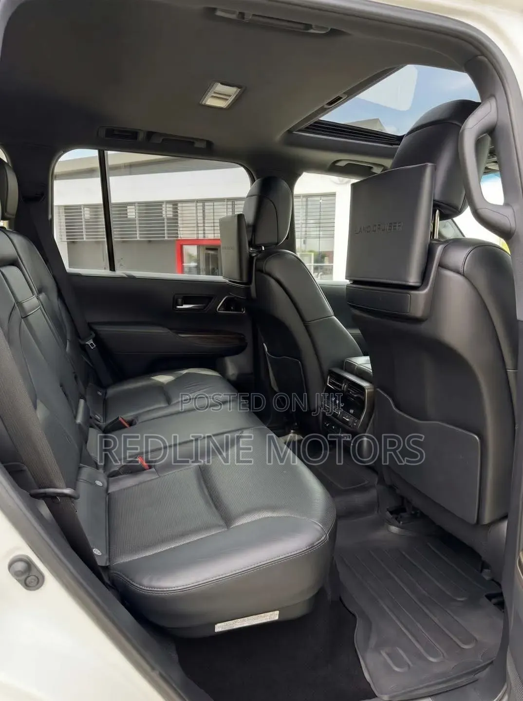 Toyota Land Cruiser 3.3 Diesel 4WD 2021 White