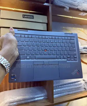 Laptop Lenovo ThinkPad X1 Yoga 32GB Intel Core i7 SSD 512GB