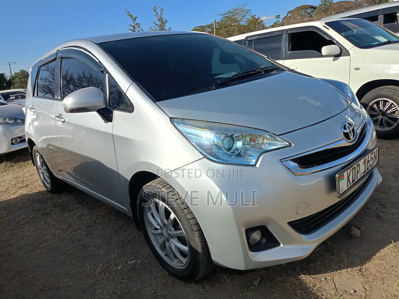 Toyota Ractis 1.5 FWD 2016 Silver