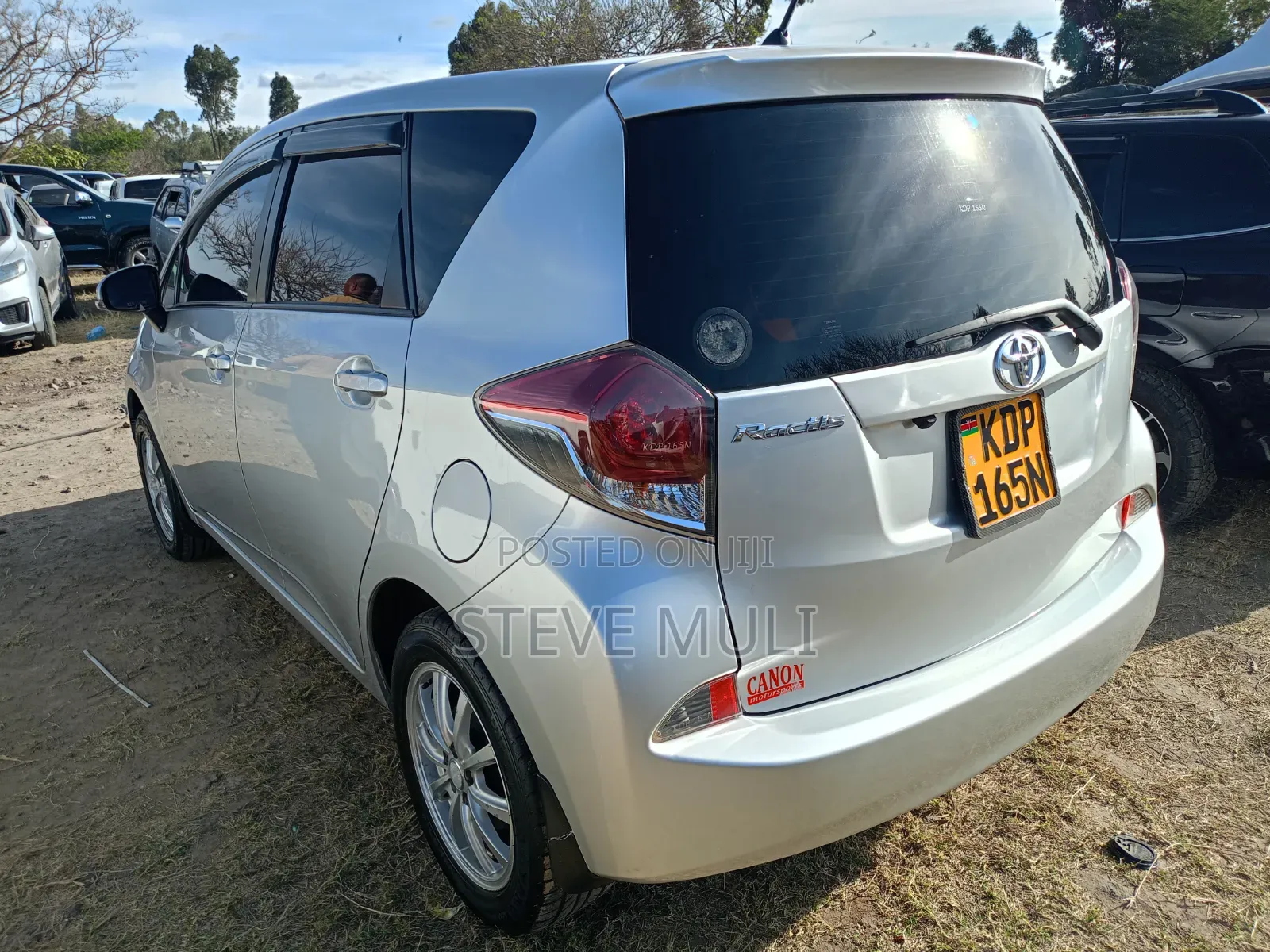 Toyota Ractis 1.5 FWD 2016 Silver