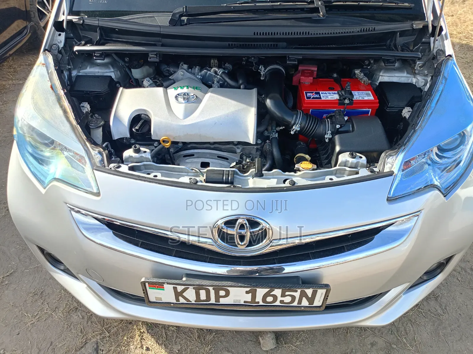 Toyota Ractis 1.5 FWD 2016 Silver