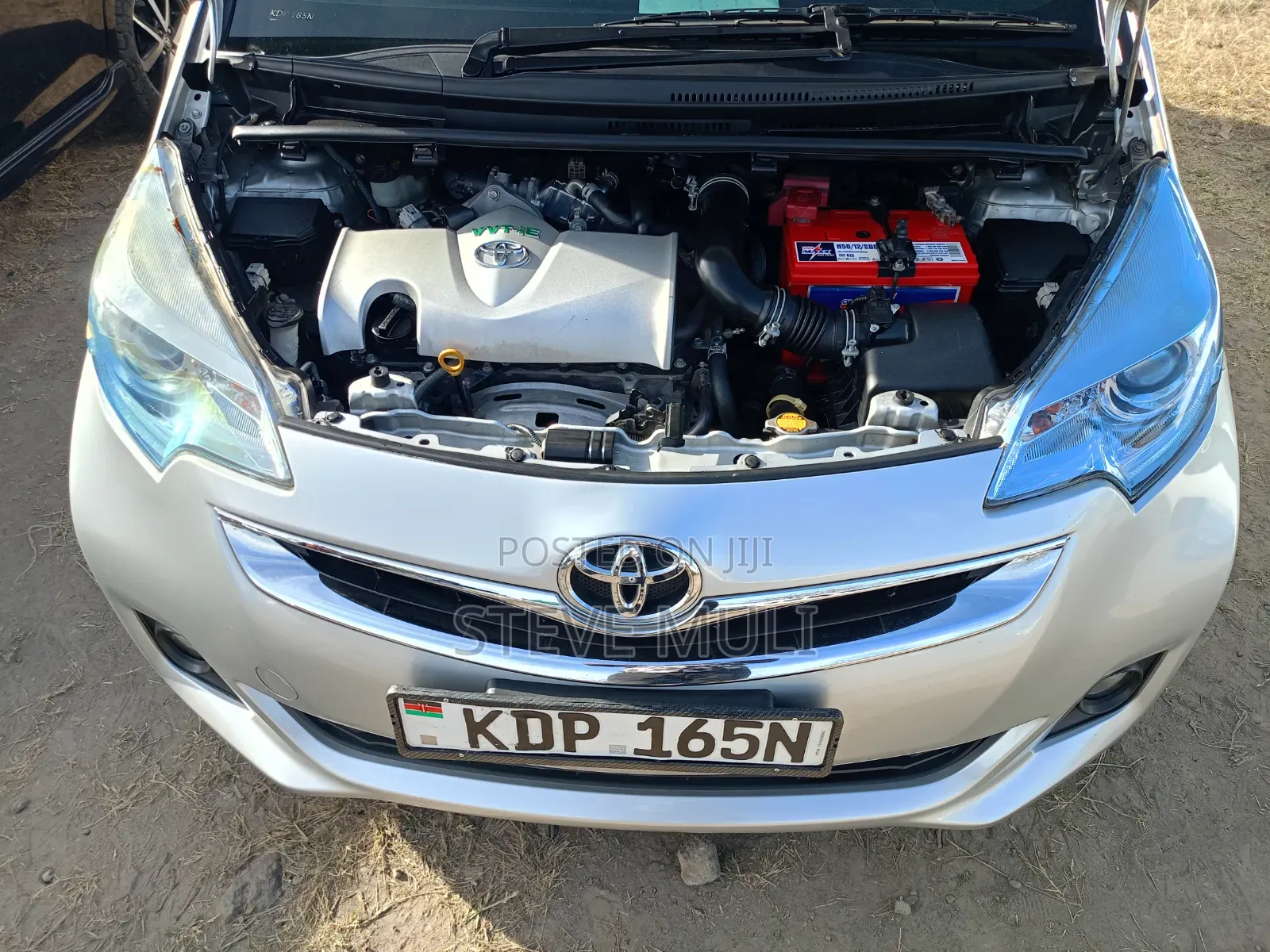 Toyota Ractis 1.5 FWD 2016 Silver