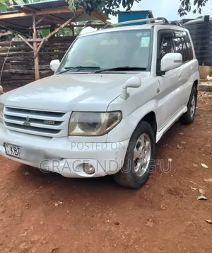 Mitsubishi Pajero 2007 White