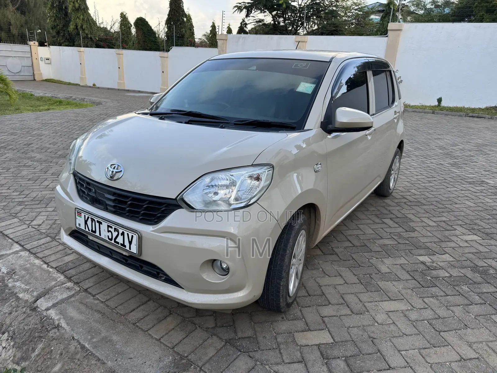 Toyota Passo 1.0 FWD 2018 Beige