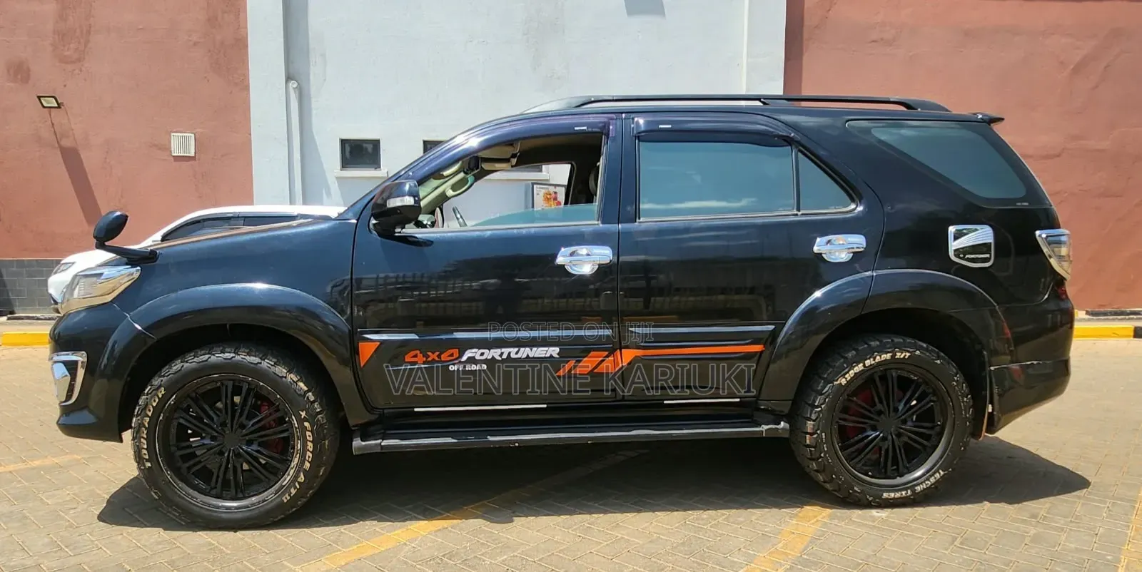 Toyota Fortuner 2014 Black