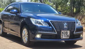 Toyota Crown 2014 Blue