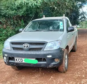 Toyota Hilux 2008 Silver