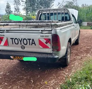 Toyota Hilux 2008 Silver