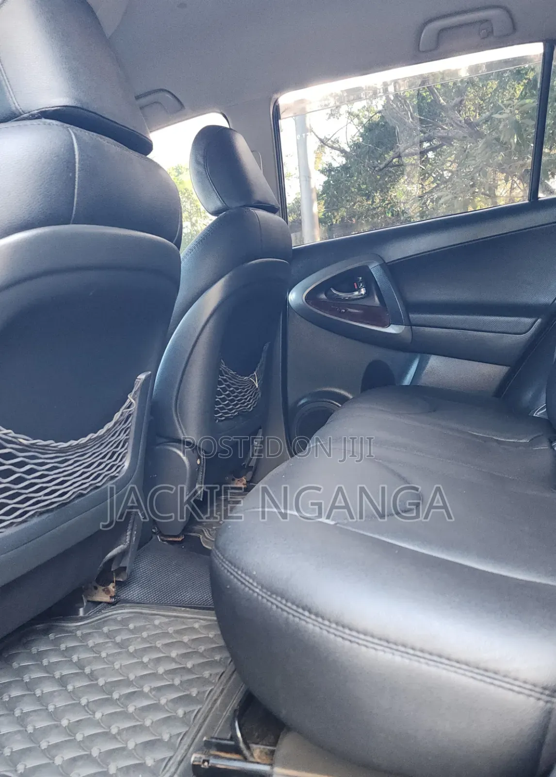 Toyota Vanguard 2012 Black