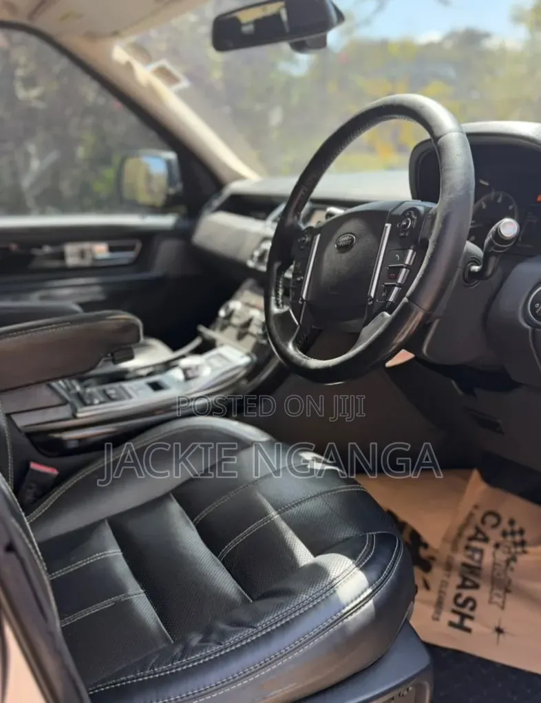 Land Rover Discovery Sport 2015 Gray
