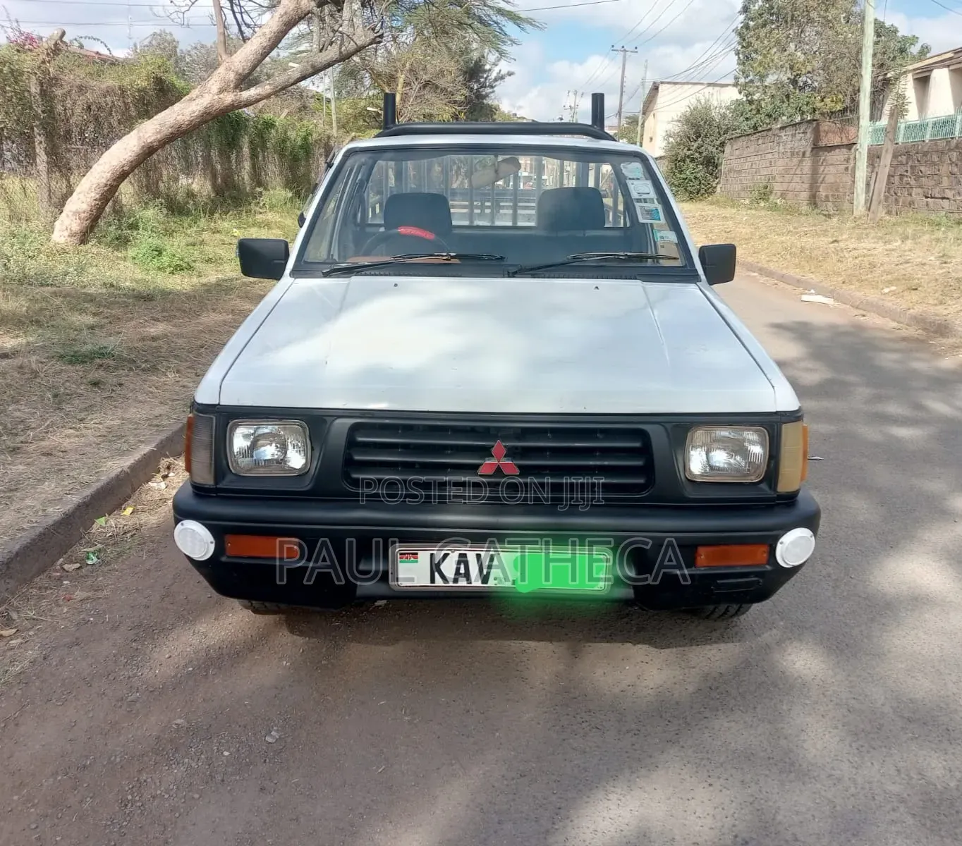 Mitsubishi L200 2005 White