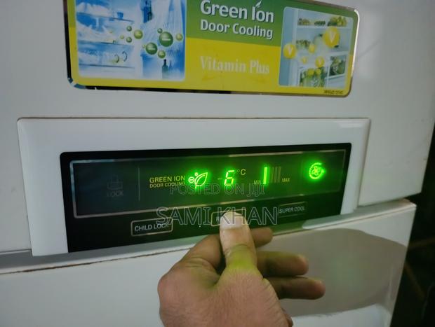 LG Double Door Fridge - thumbnail 9