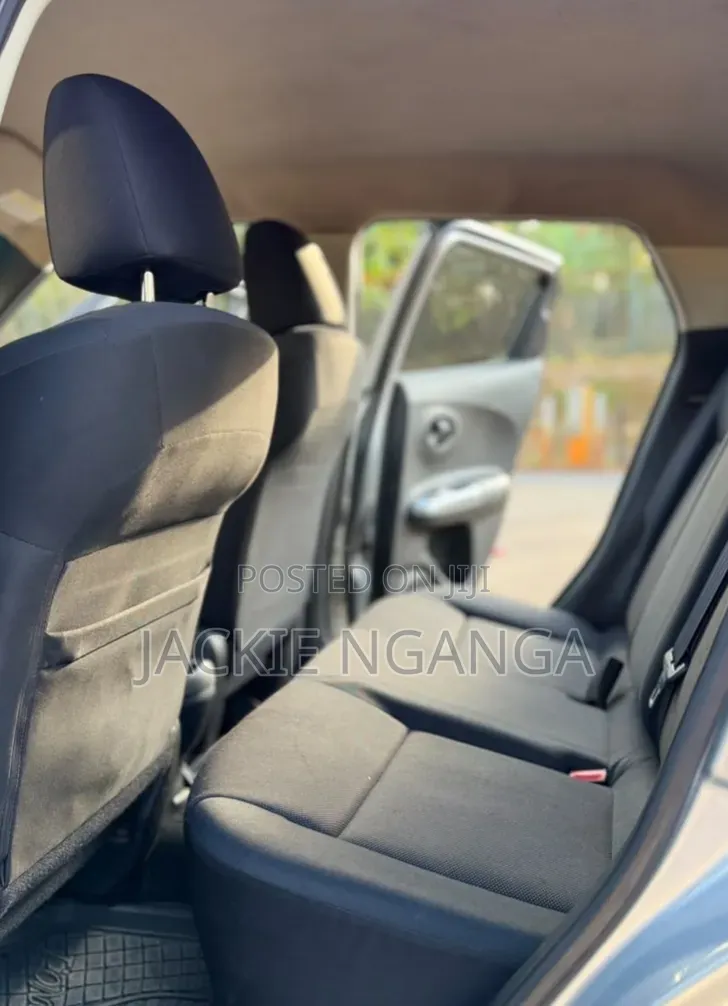 Nissan Juke 2012 Silver
