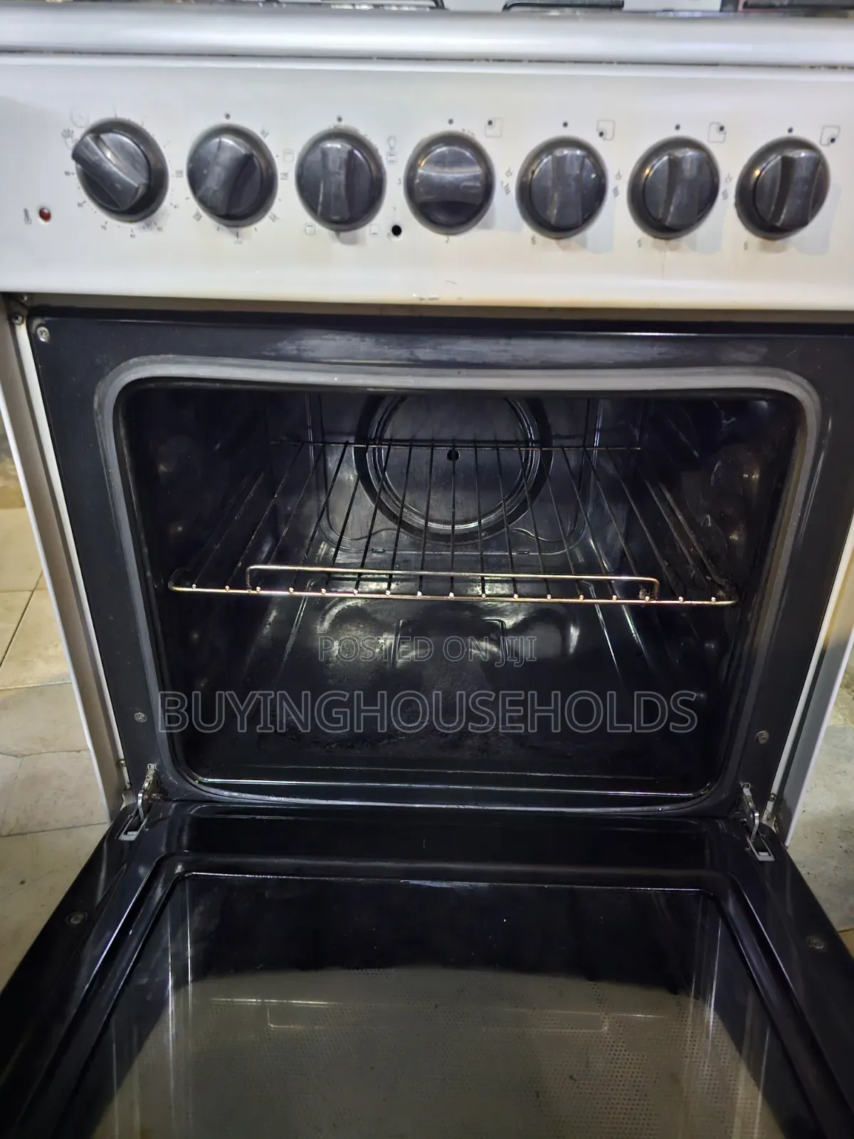 Ramtons 60x60 Cooker 3+1 Used