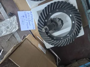 Mitsubishi Fh 215 Crownwheel and Pinion 9/40