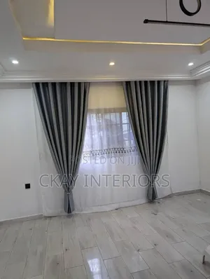 Curtains That Turn Empty Walls Into Elegant Spaces