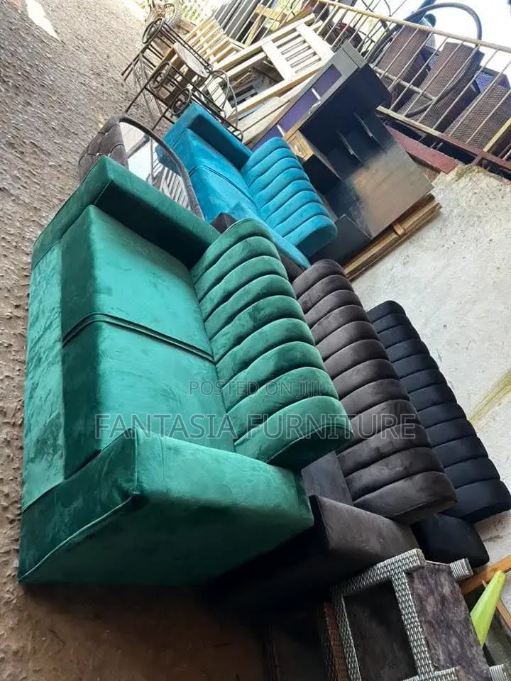 2-Seater Green Velvet Sofa