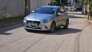 Mazda Demio 2016 Silver
