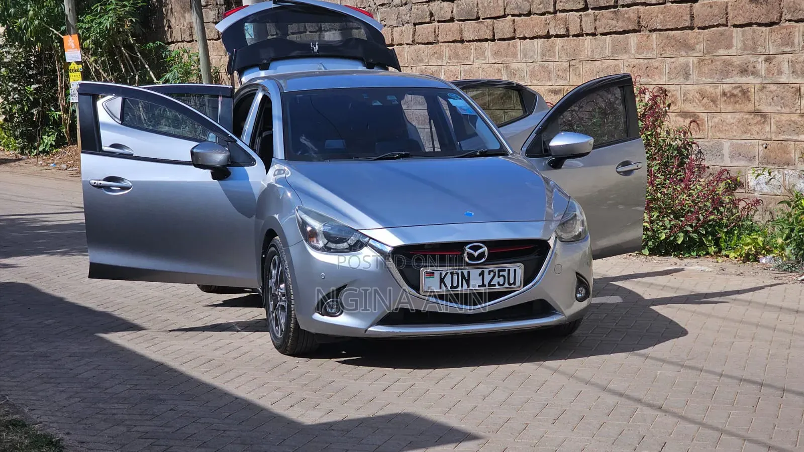 Mazda Demio 2016 Silver