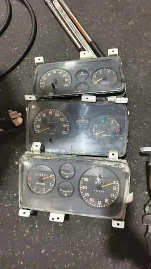 Isuzu 4.3 Speedometer Clock