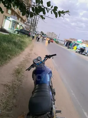 Honda CB 2004 Blue