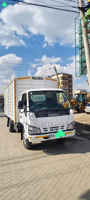 Isuzu FRR 2019 White