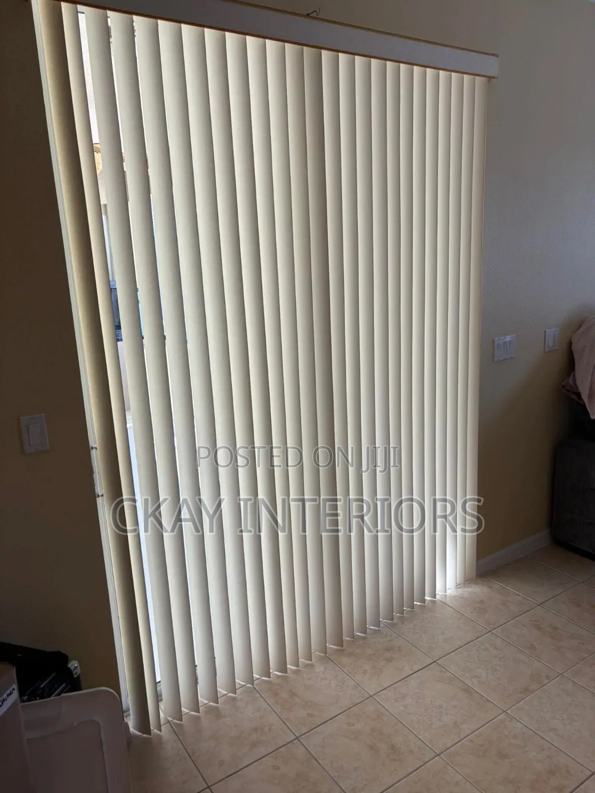 Give Your Windows a Stylish New Identity With Horizontal Blinds