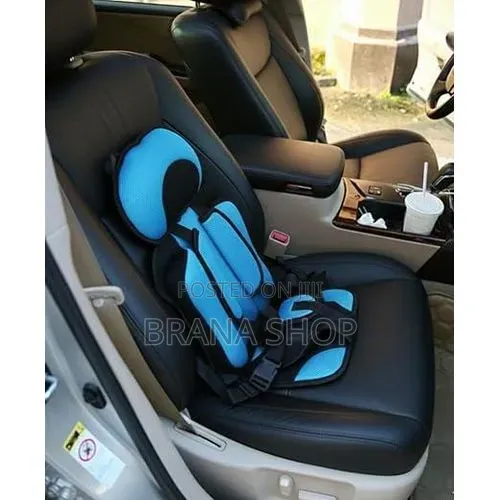 Durable Blue Baby Car Seat – Portable Safety Design