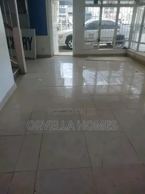 3 Bedrooms Commercial Office to Let in Kilimani