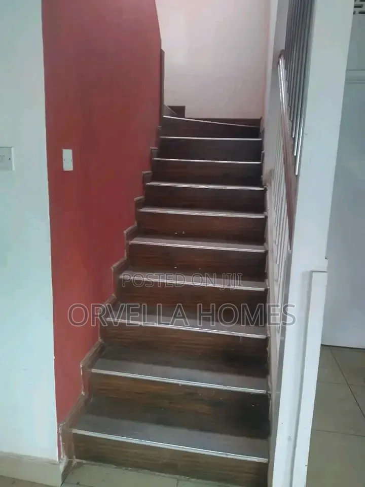 3 Bedrooms Commercial Office to Let in Kilimani