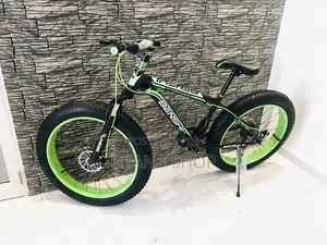 Adventure Green Fat Tyre Bike – Rugged 26-Inch Mountain Bicycle 