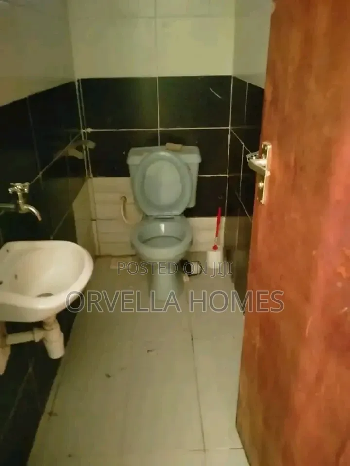 1bdrm Block of Flats in Jamhuri for rent