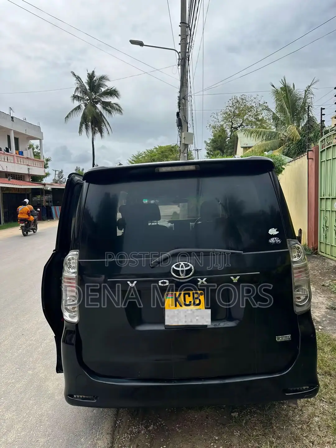Toyota Voxy ZS 2WD 7-Seater 2008 Black