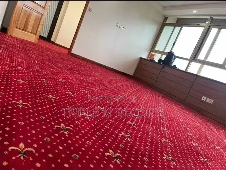 High-Quality 10mm Dotted VIP Wall-to-Wall Floor Roll